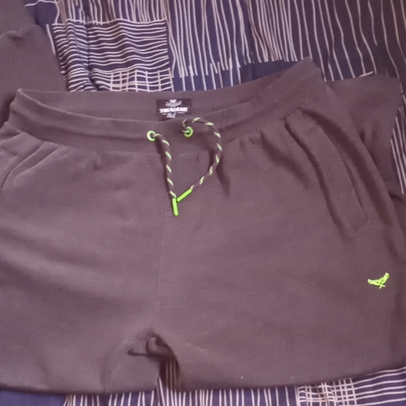 Tread bear sweat - Picture 1 of 1